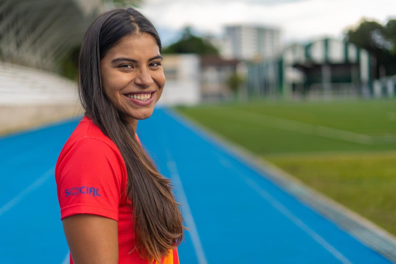 La uniquindiana Karen Cardona es doble campeona de competencia ...